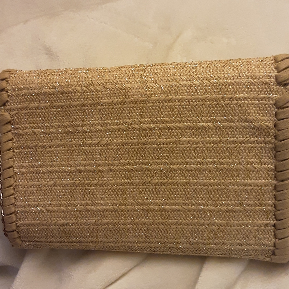 Woven & chain clutch - Picture 6 of 6